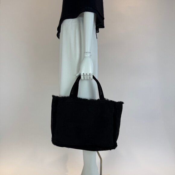 Chanel Black Suede Shearling Fur Hand Bag - Picture 4 of 16